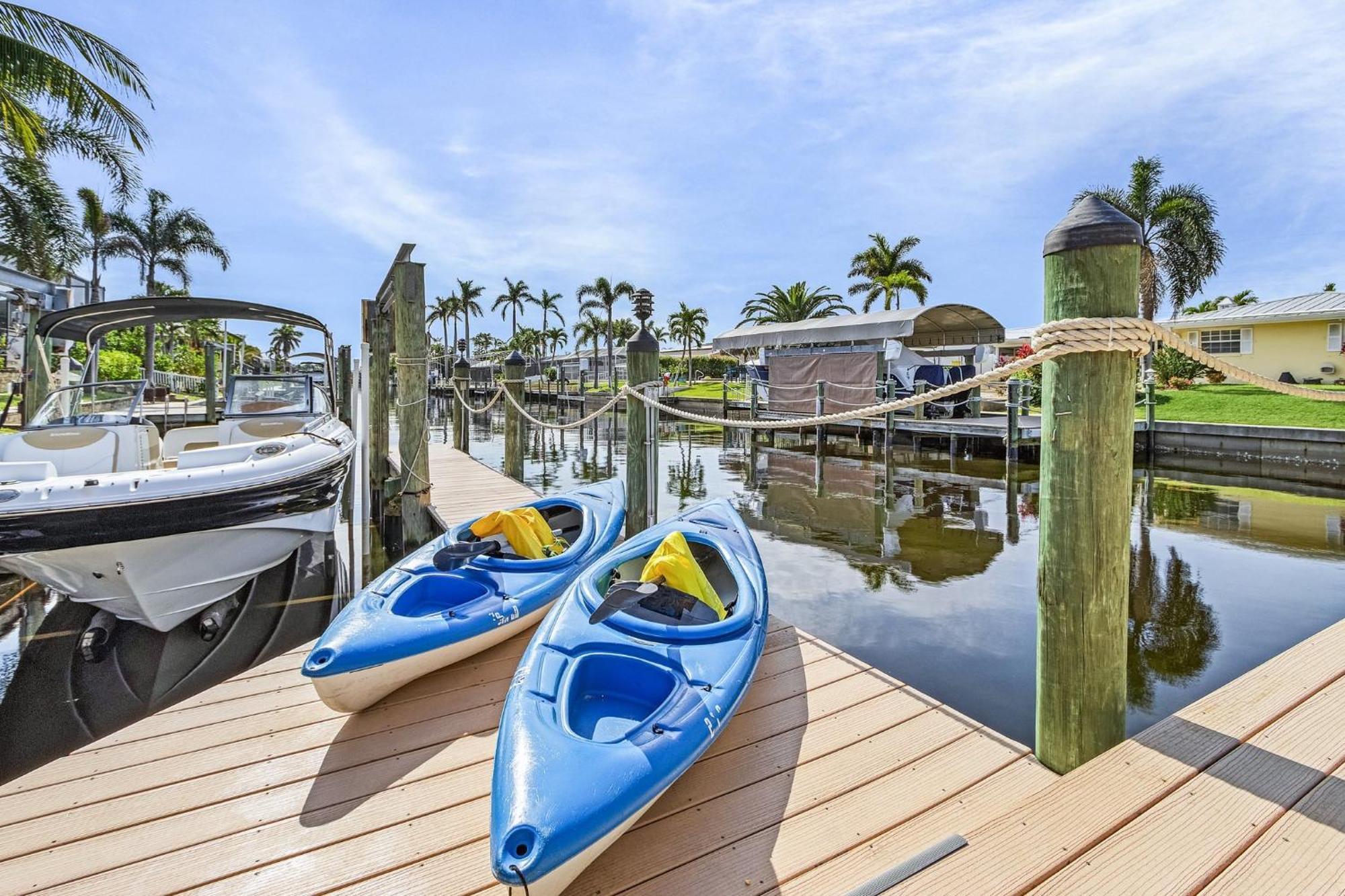 Villa Azurro, Cape Coral Exterior photo